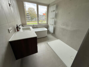 Badkamer betegelen